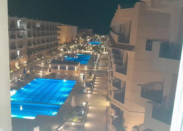 Selena Bay Apart Otel